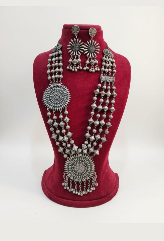 Layered Ball Necklace Set with Statement Medallions